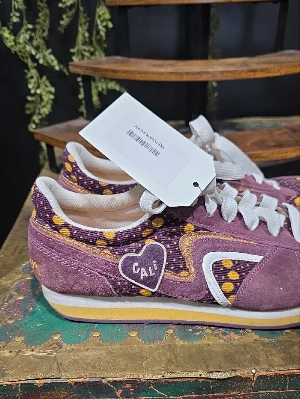 Skechers vibrant purple